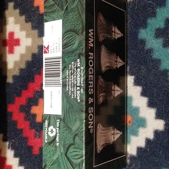 #40📣📣📣wm Rogers and Son salt and pepper shakers - Picture 2 of 6